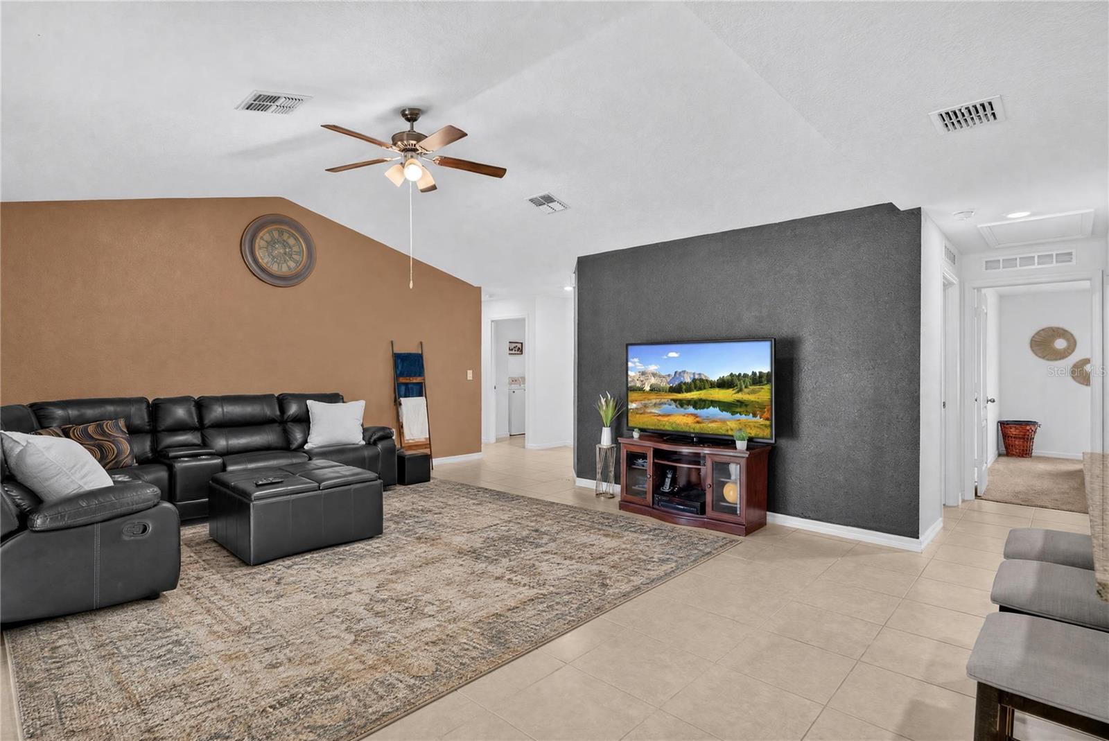 50 Ullian Property Photo 8