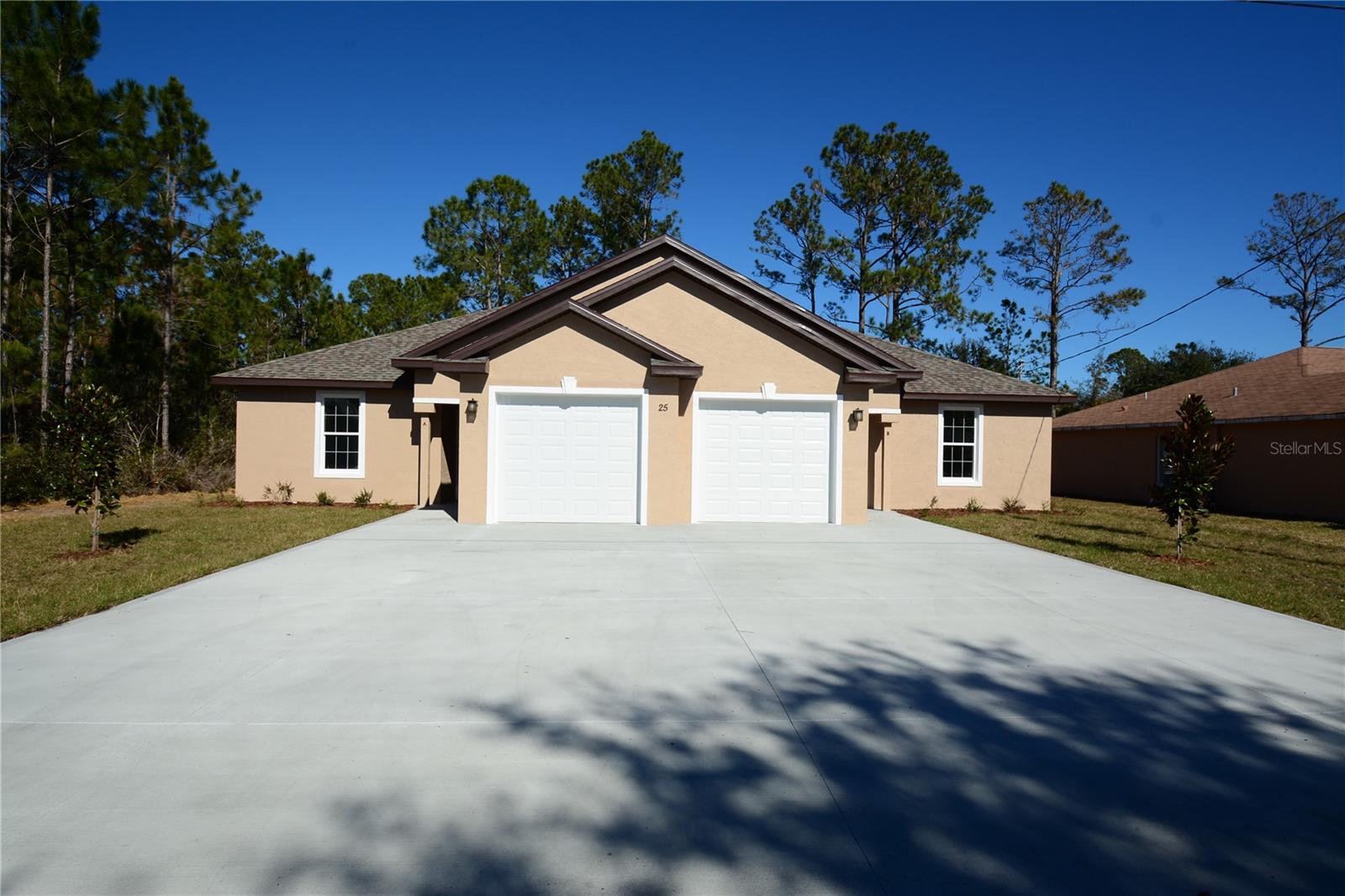 25 ROSEPETAL LN #A Property Photo 1