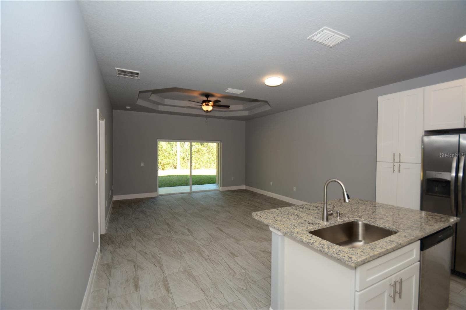25 Rosepetal Ln #a Property Photo 5