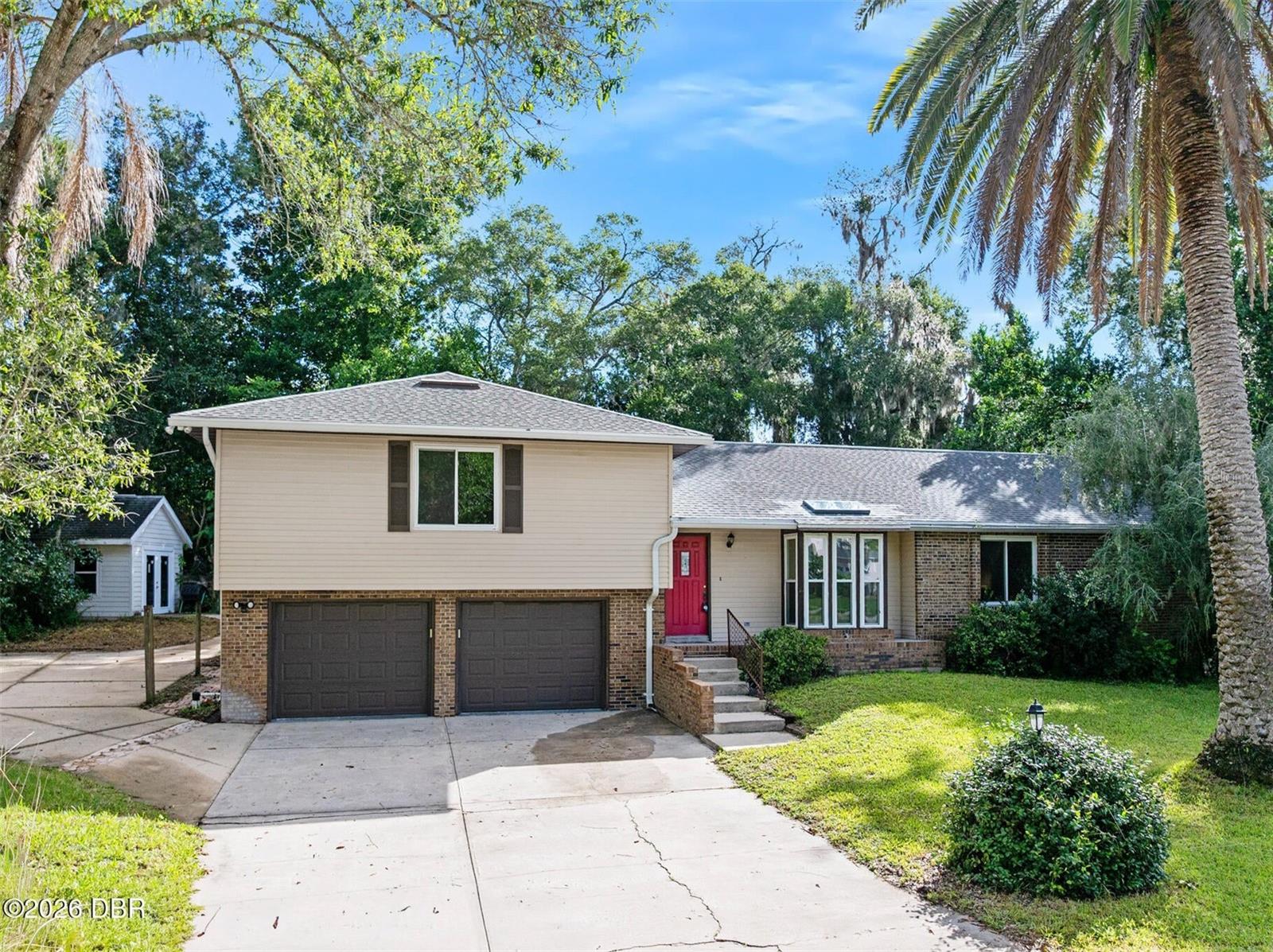 7 Waterfront Ct Property Photo 1