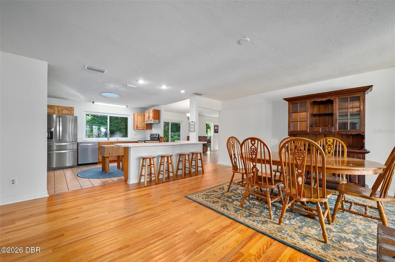 7 Waterfront Ct Property Photo 6