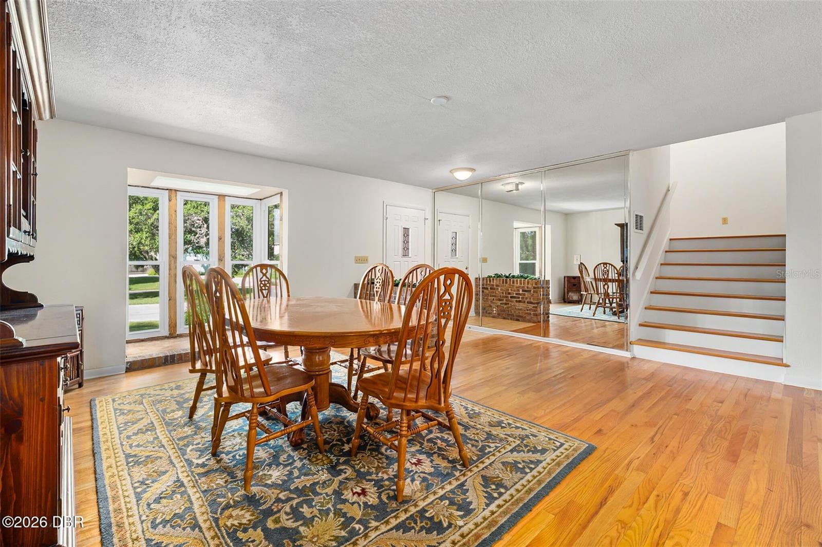 7 Waterfront Ct Property Photo 8