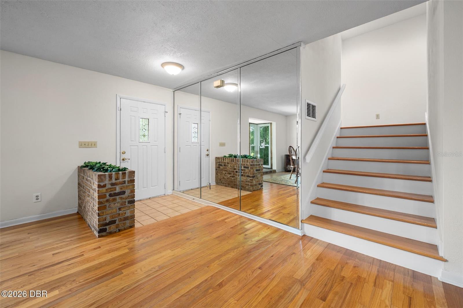 7 Waterfront Ct Property Photo 13