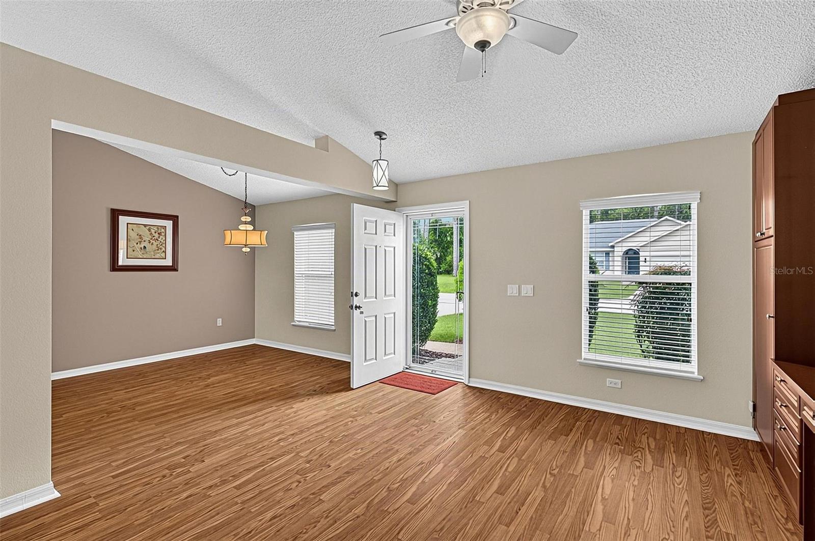 44 Pennypacker Ln Property Photo 4