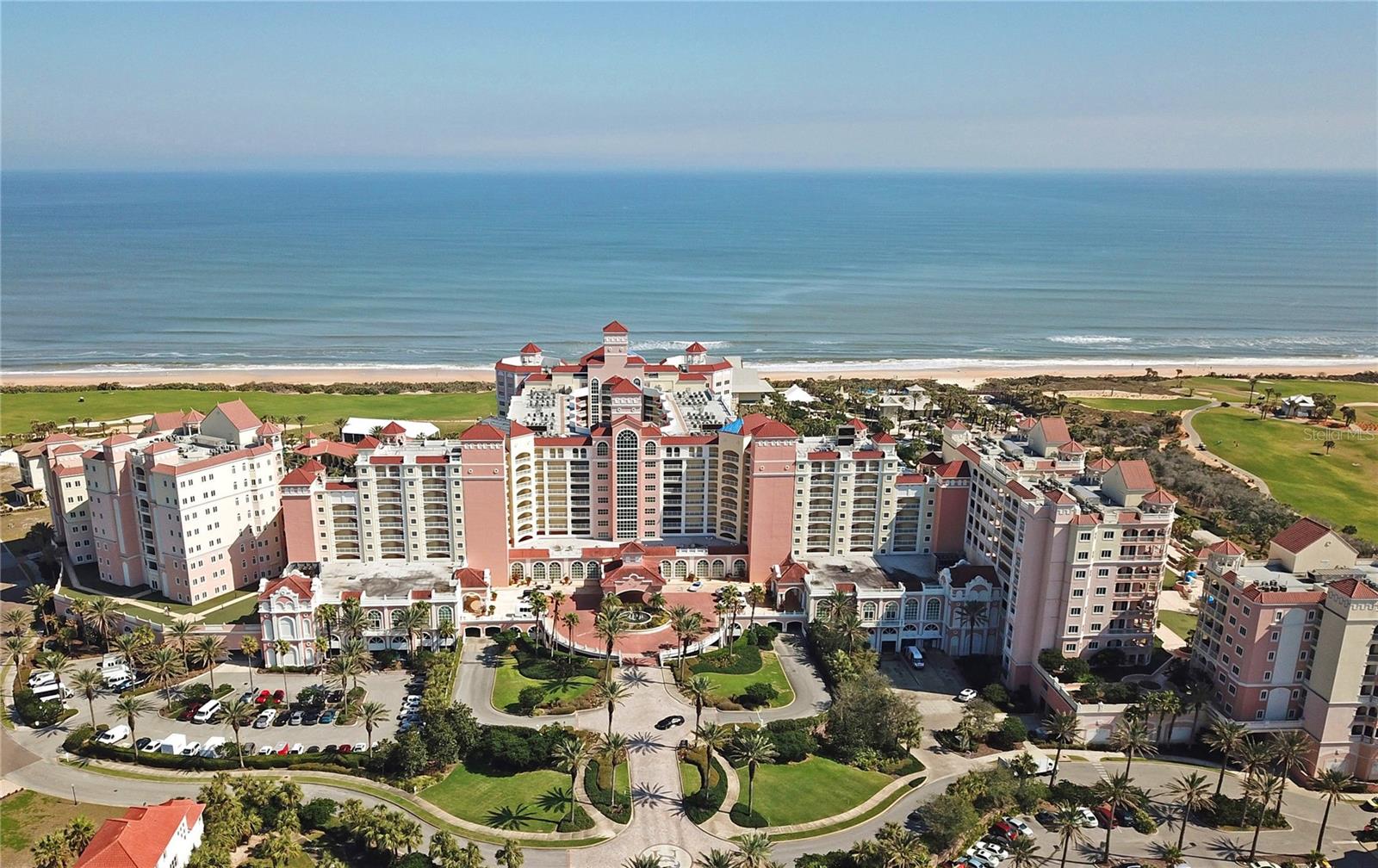 200 Ocean Crest Dr #813 Property Photo 1