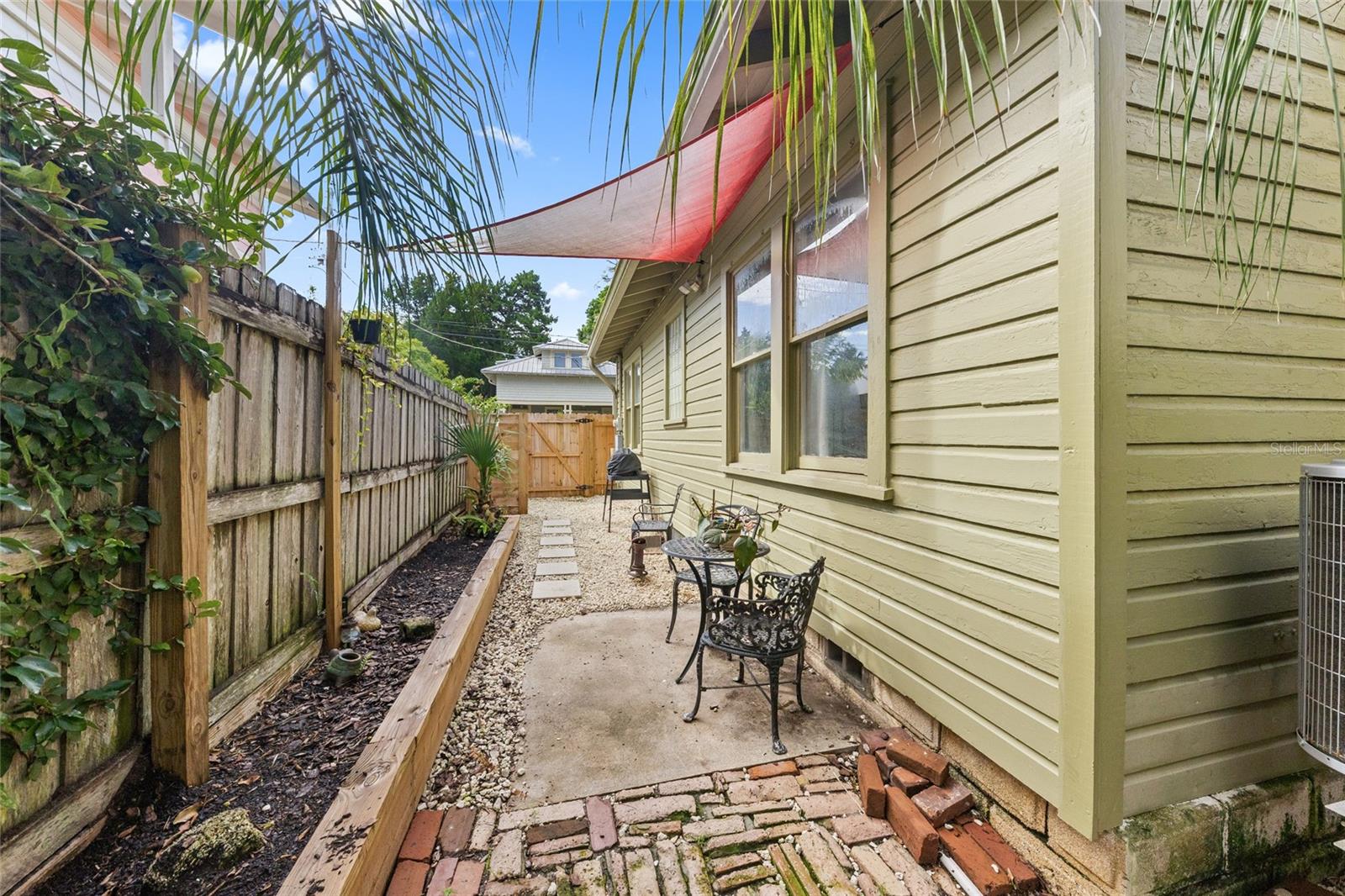 61 Abbott St Property Photo 26