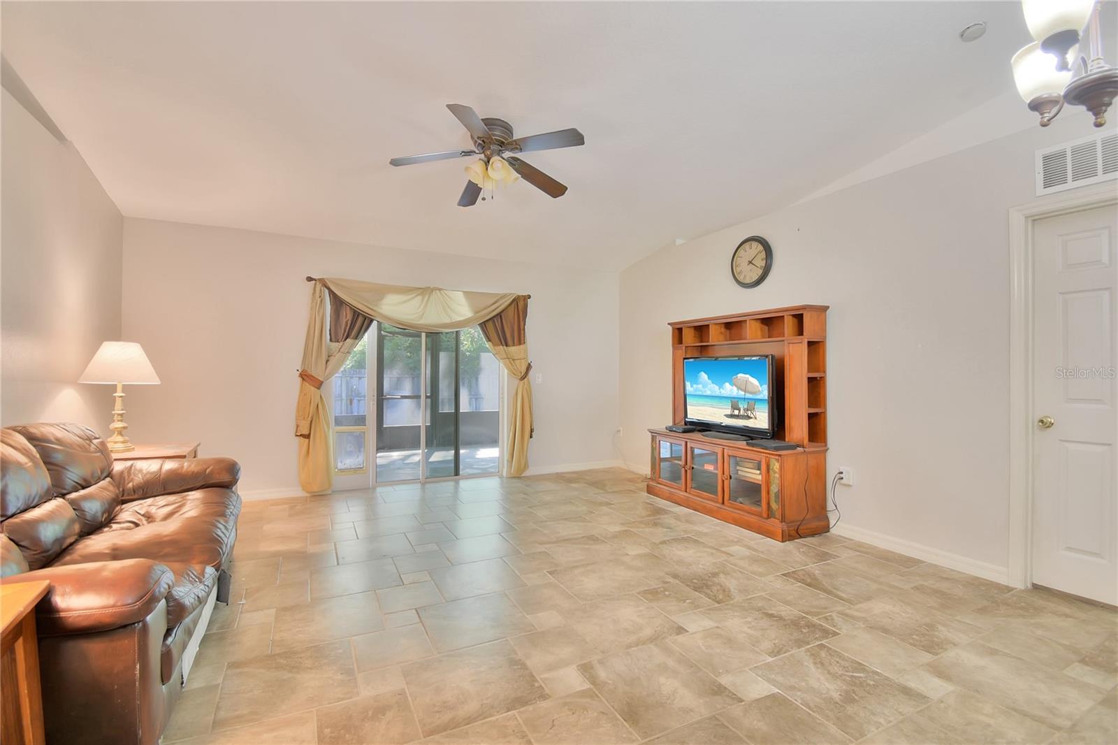 151 Osprey Marsh Ln Property Photo 10