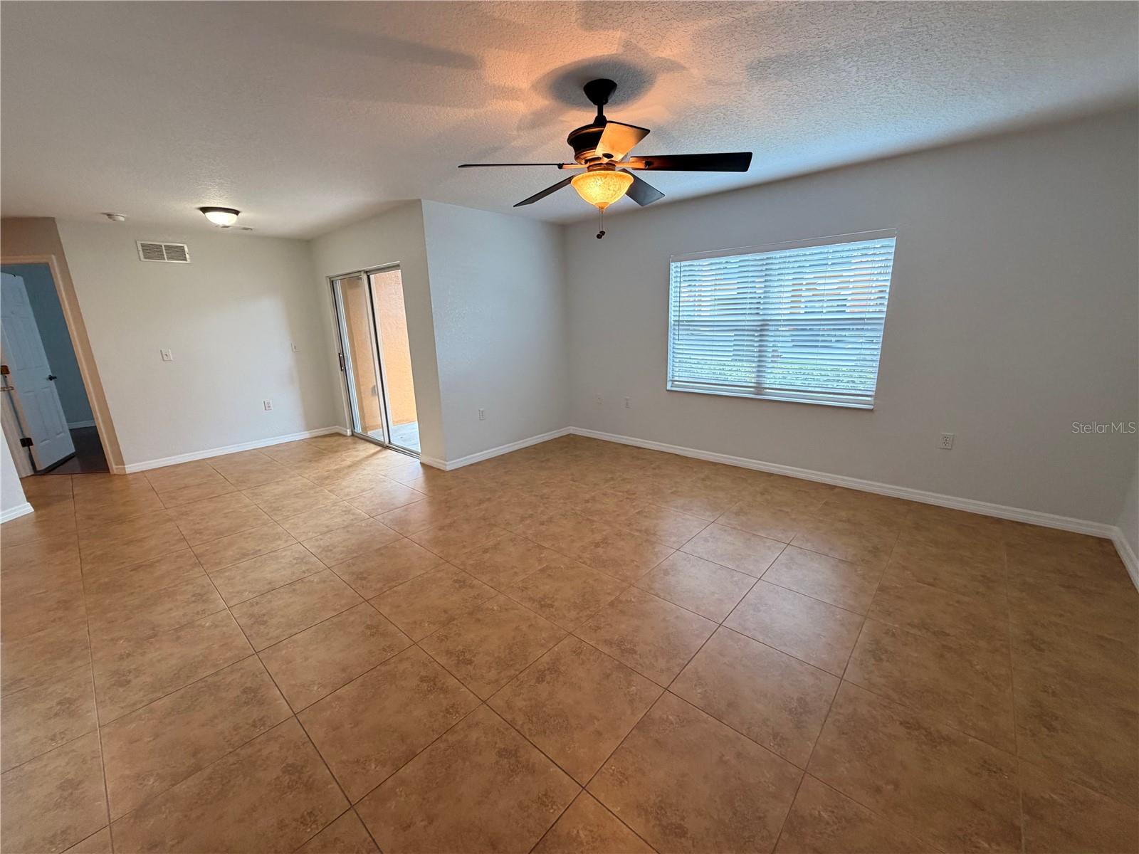4600 E Moody Blvd #8a Property Photo 20