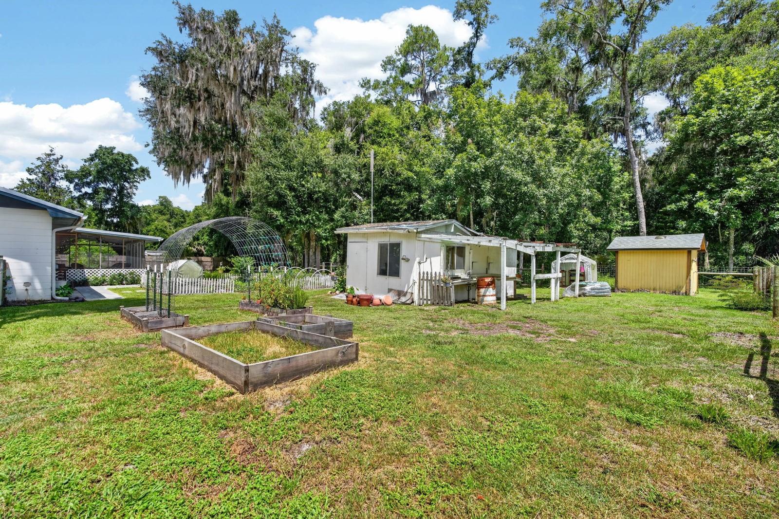 104 Woodcrest Ave Property Photo 33