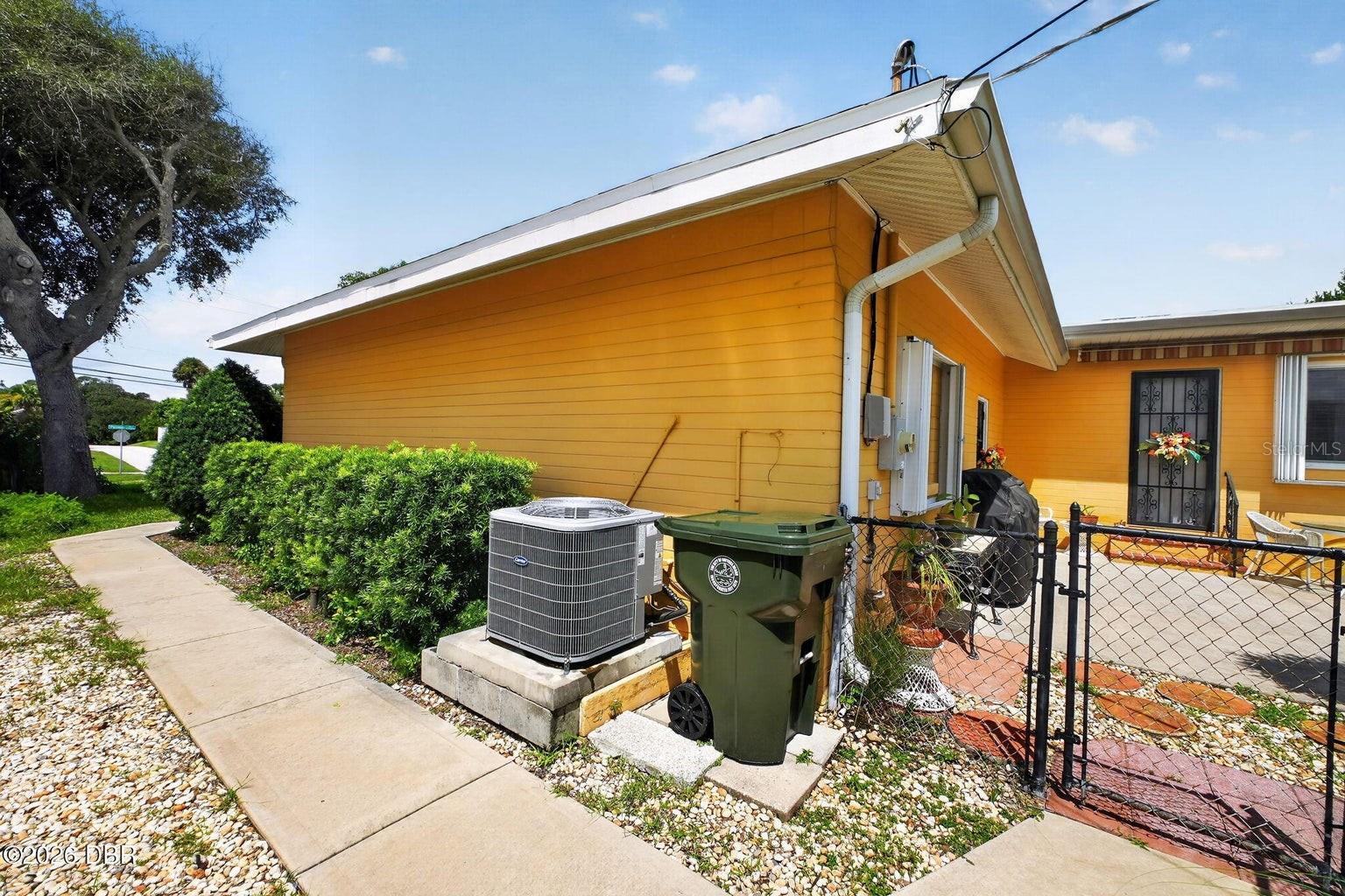 2229 S Peninsula Dr Property Photo 65