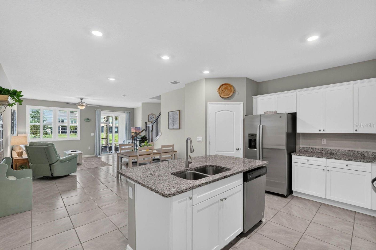 138 Redbud Rd Property Photo 3