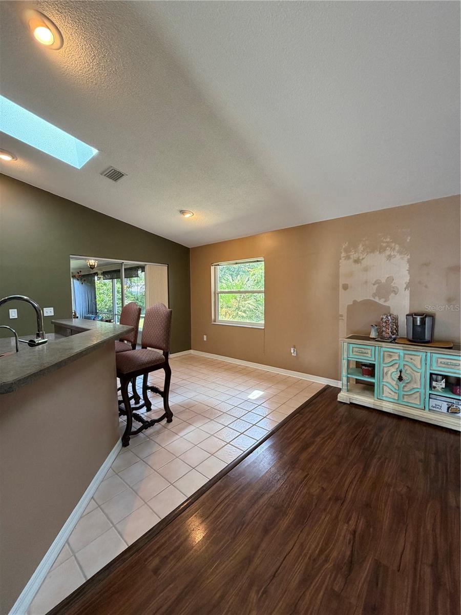 39 Pepper Ln Property Photo 9