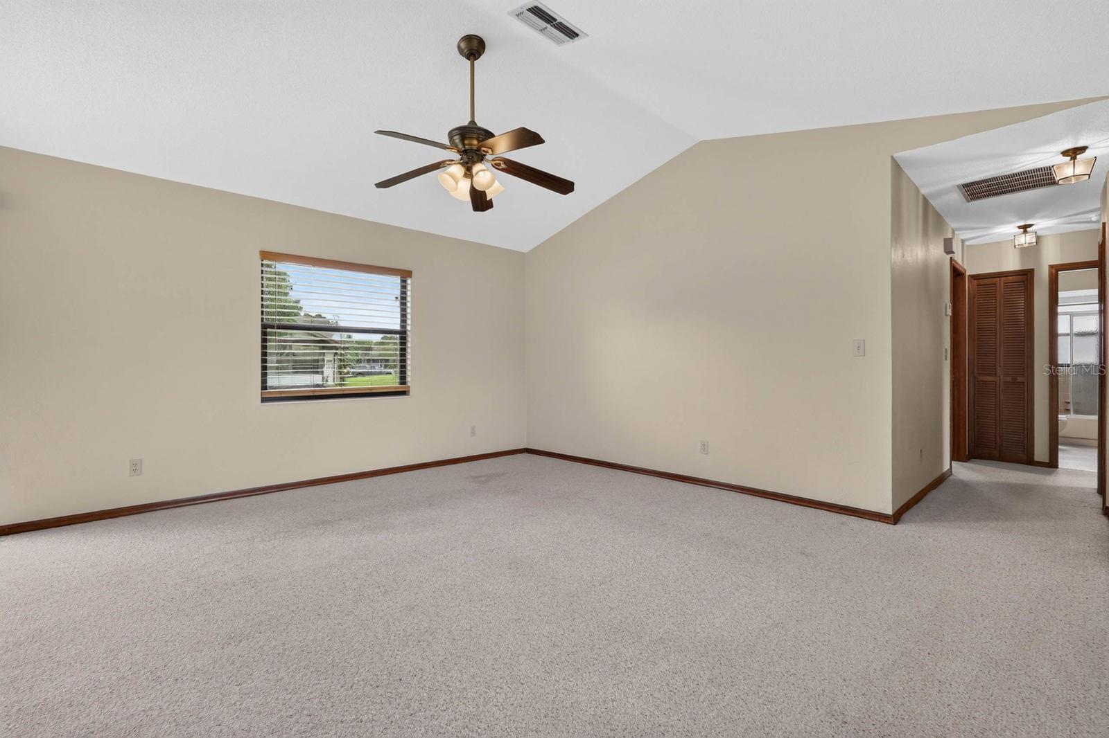 104 Colleen Dr Property Photo 12
