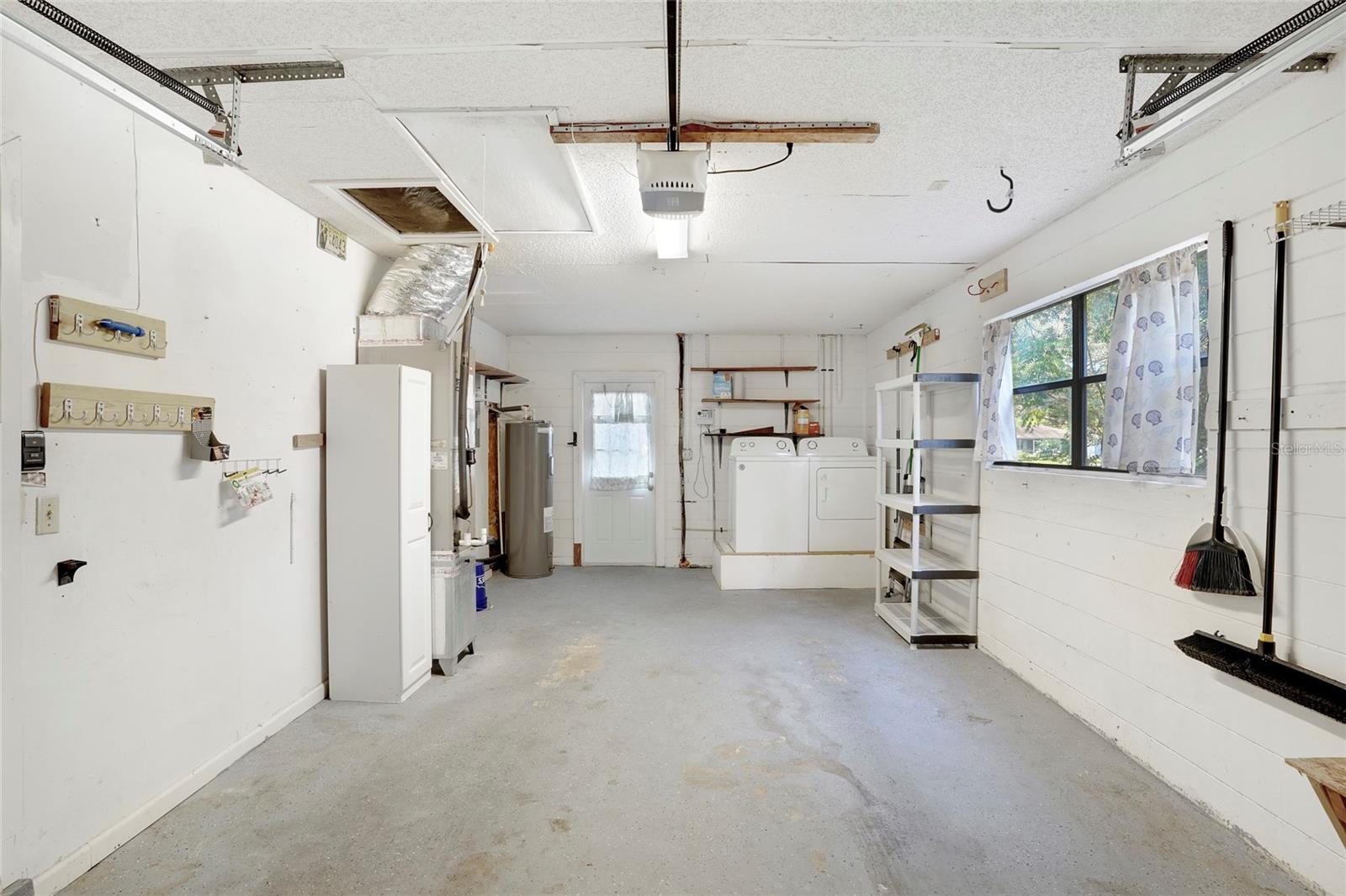 477 Sardina St Property Photo 13