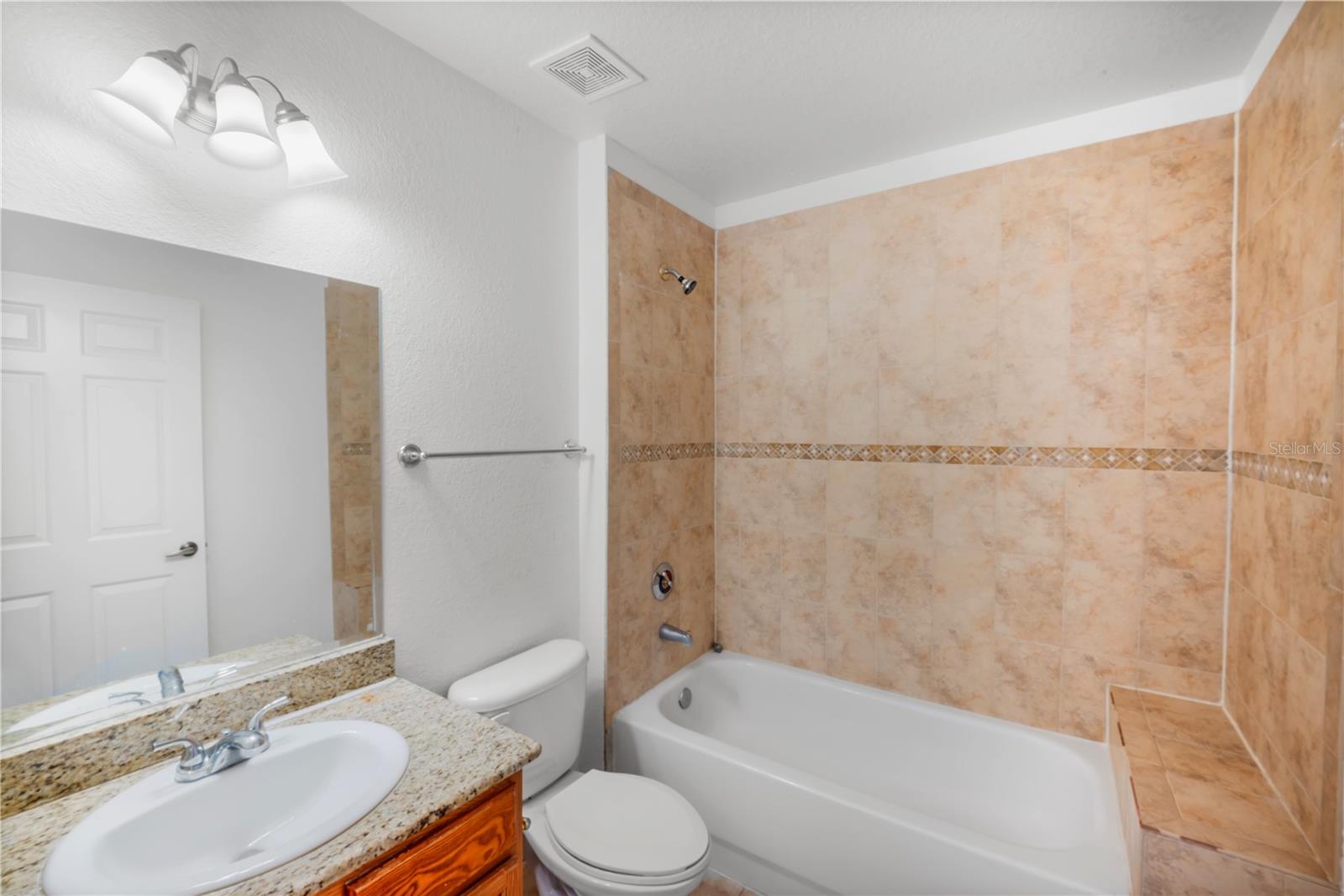 4600 E Moody Blvd #1o Property Photo 17