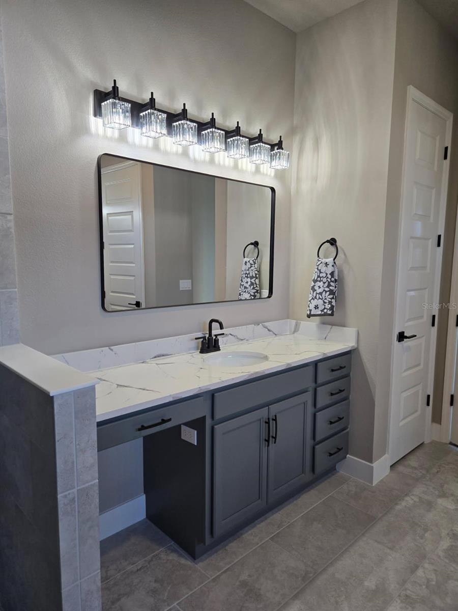 19 Del Palma Dr Property Photo 10