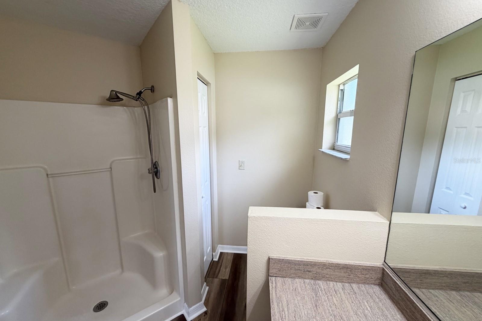 37 Red Clover Ln Property Photo 17