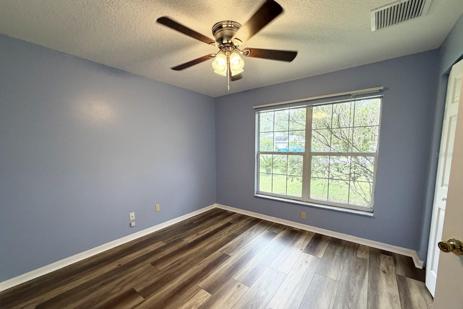 37 Red Clover Ln Property Photo 18