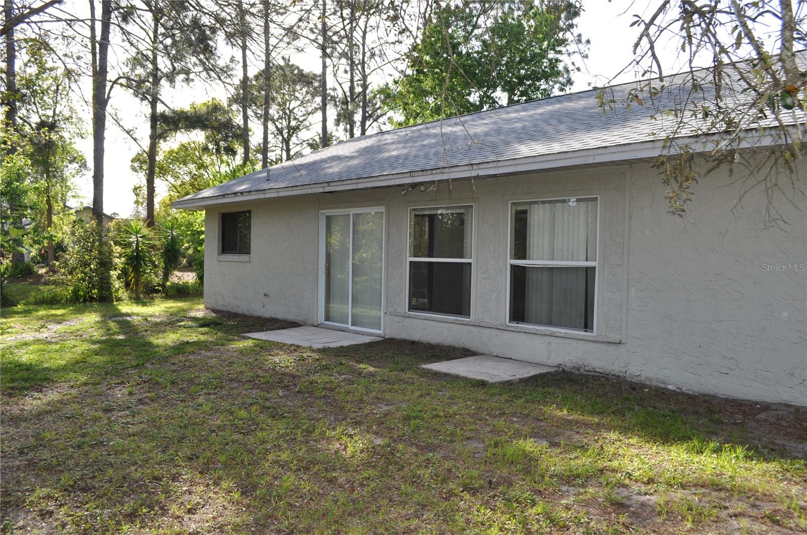 127 Persimmon Dr Property Photo 8