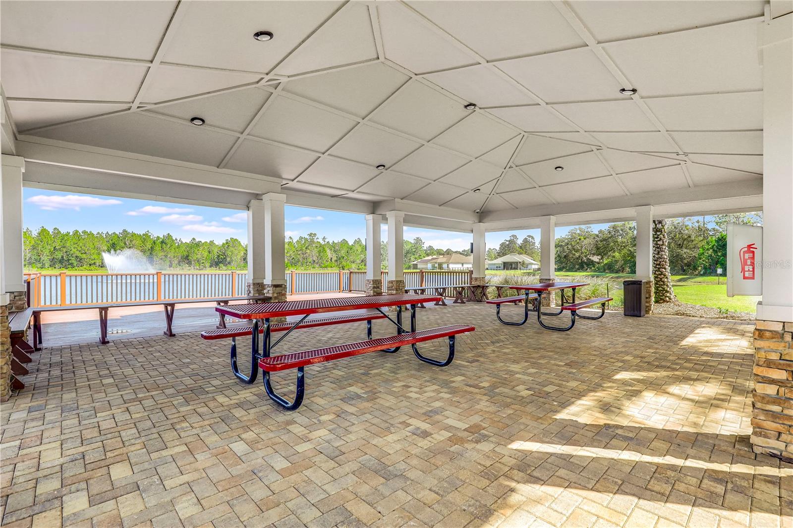1625 Linda Lakes Ln Property Photo 61