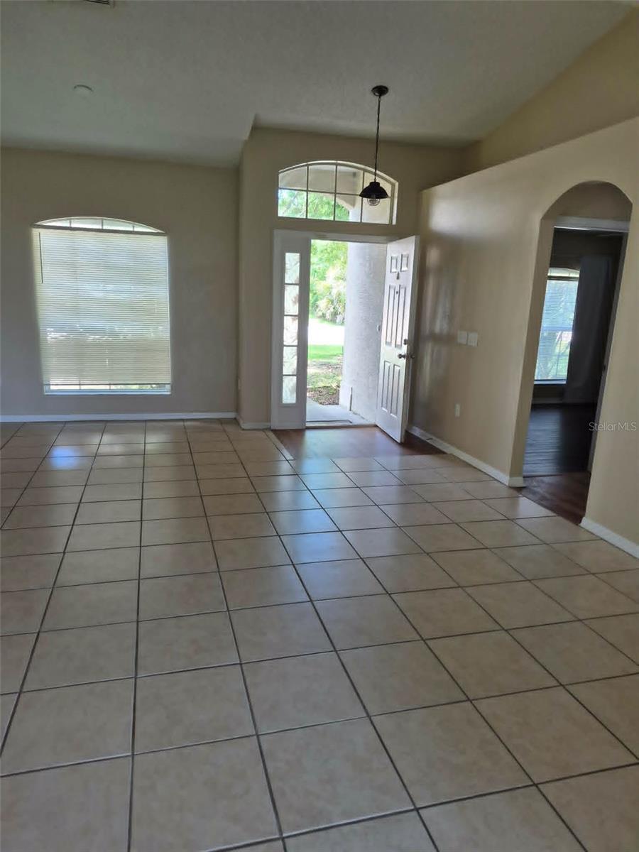 7 Bishop Ln Property Photo 2