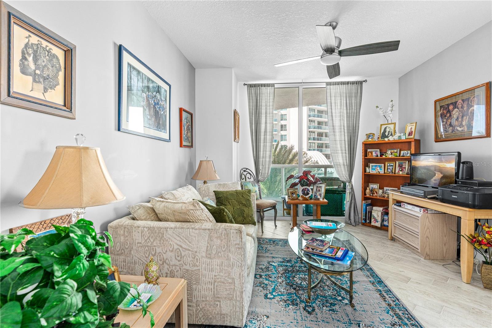 231 Riverside Dr #410-1 Property Photo 17