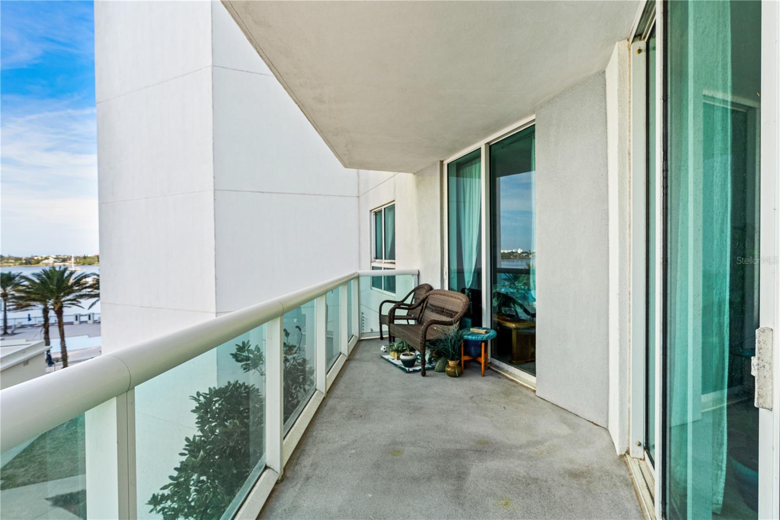 231 Riverside Dr #410-1 Property Photo 23