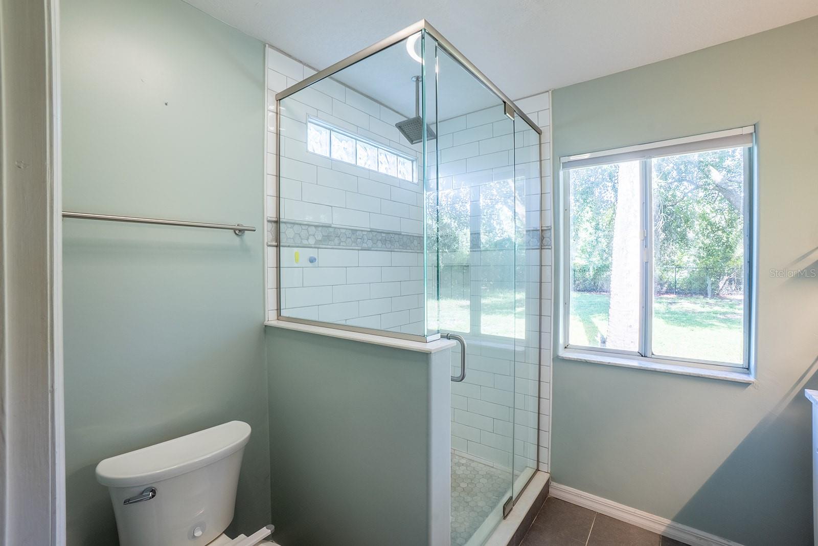 16 Warren Pl Property Photo 14