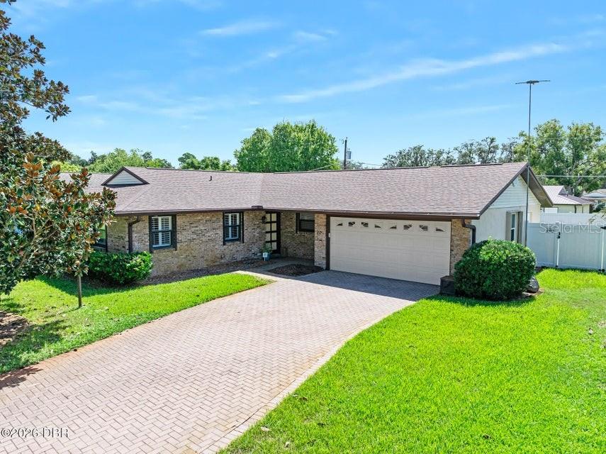 20 MAYFIELD CIR