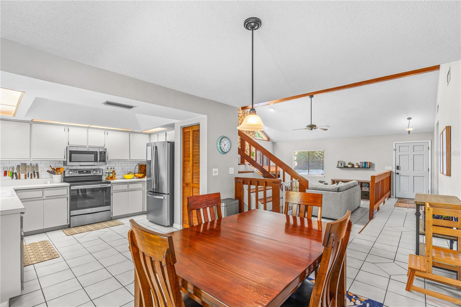 285 Bayridge Ct Property Photo 10