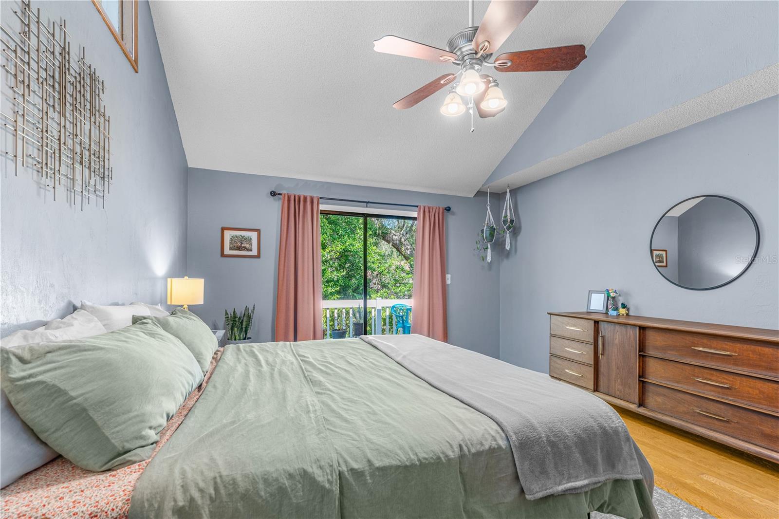 285 Bayridge Ct Property Photo 20