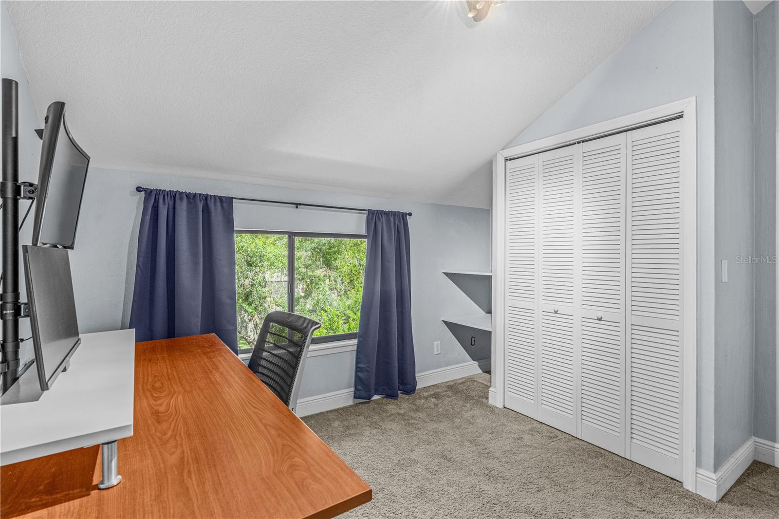 285 Bayridge Ct Property Photo 29