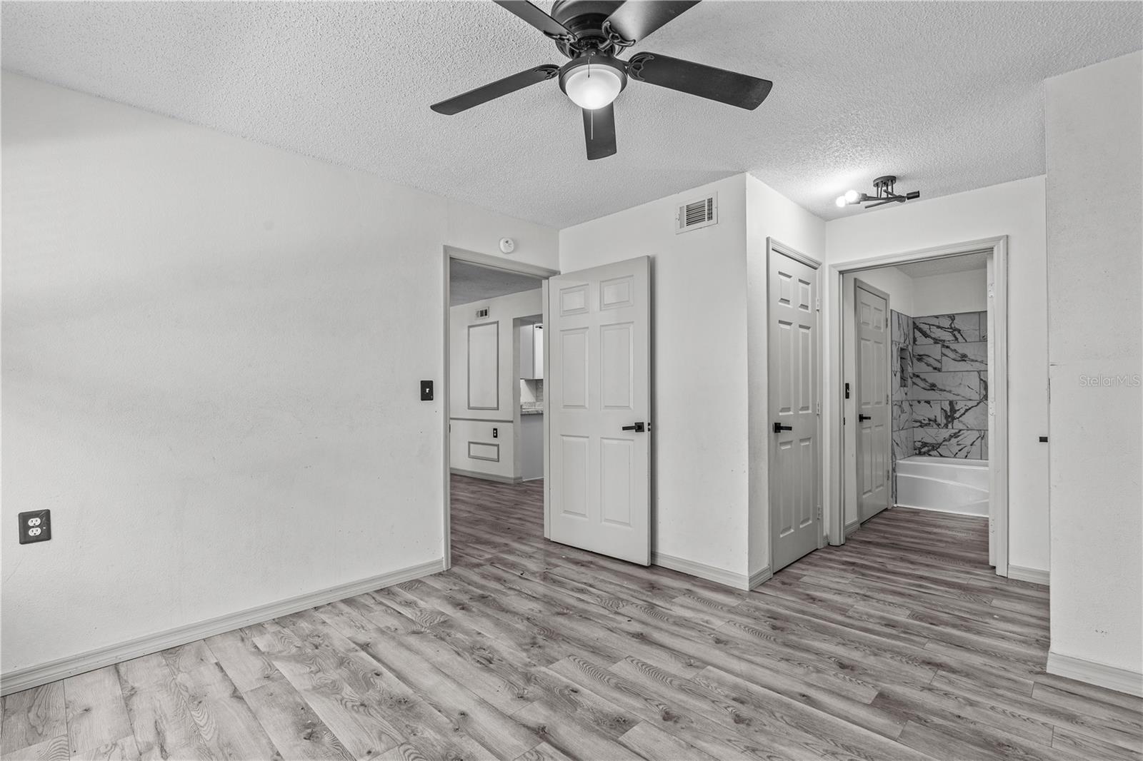 1600 Big Tree Rd #2 Property Photo 17