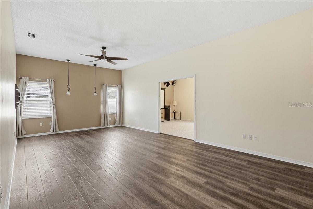 25 Butterfield Dr Property Photo 19