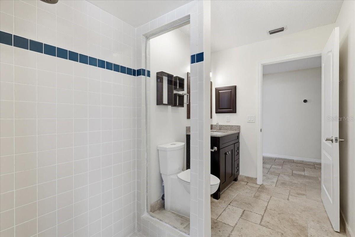 25 Butterfield Dr Property Photo 27