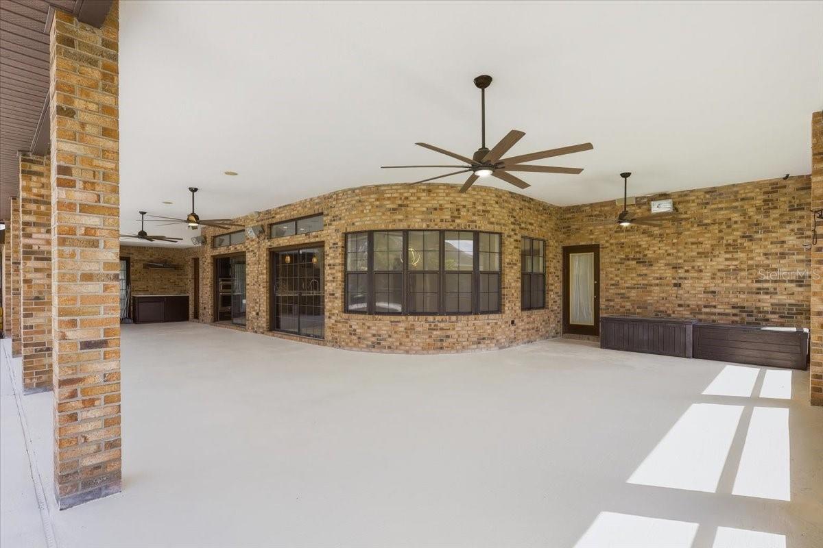 25 Butterfield Dr Property Photo 53