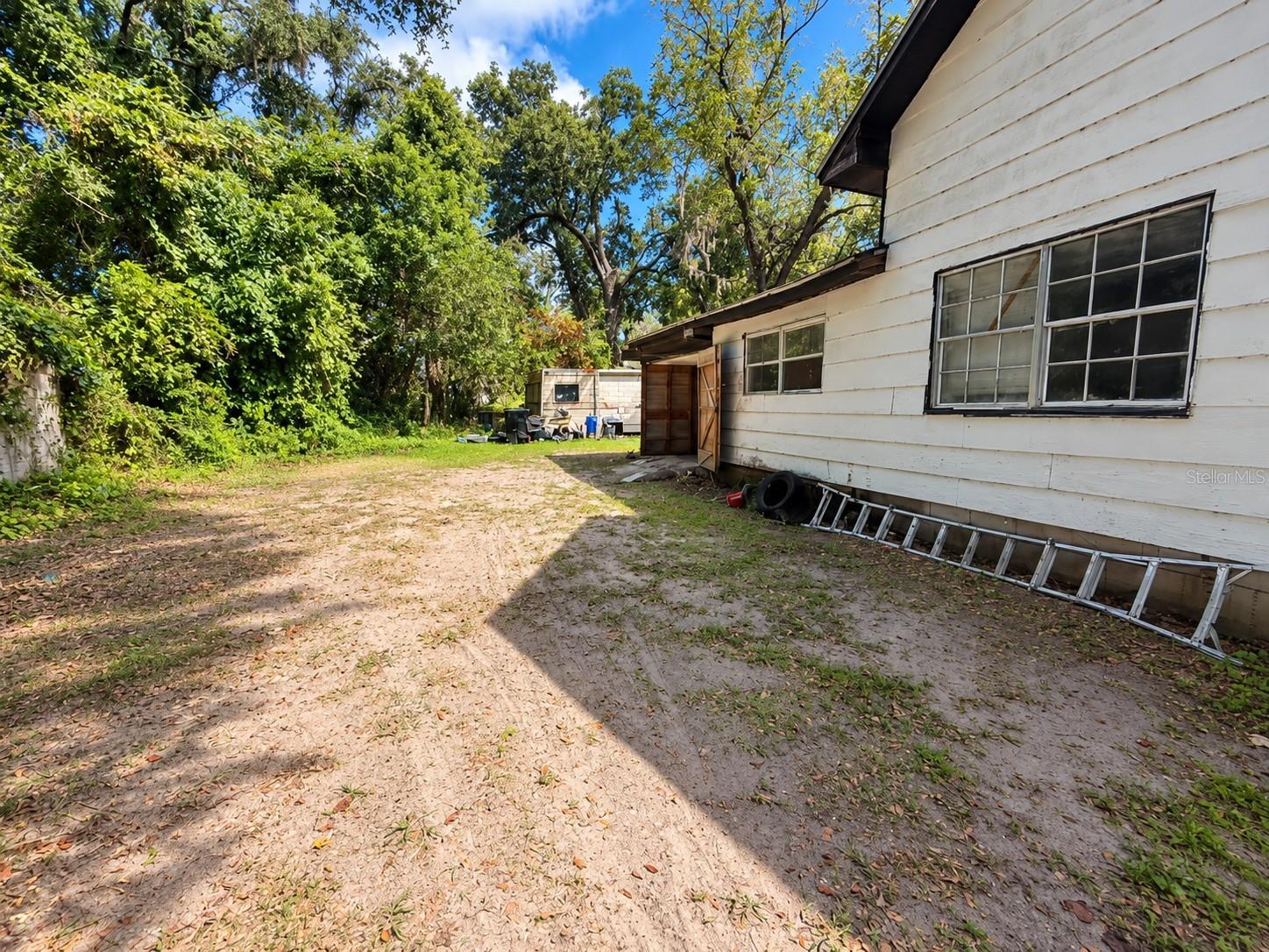 18523 Nw 231st St Property Photo 15