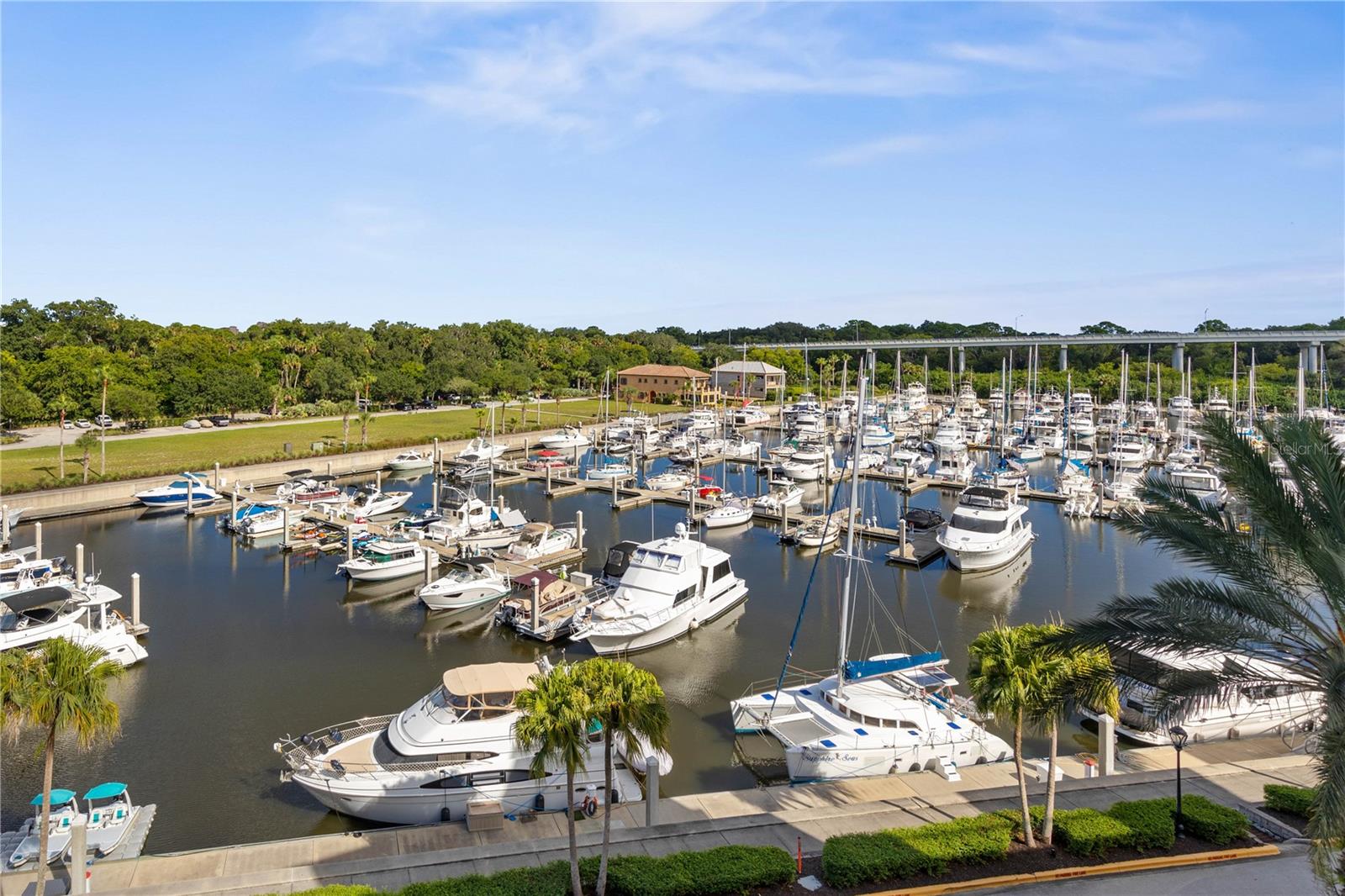 102 Yacht Harbor Dr #567 Property Photo 3