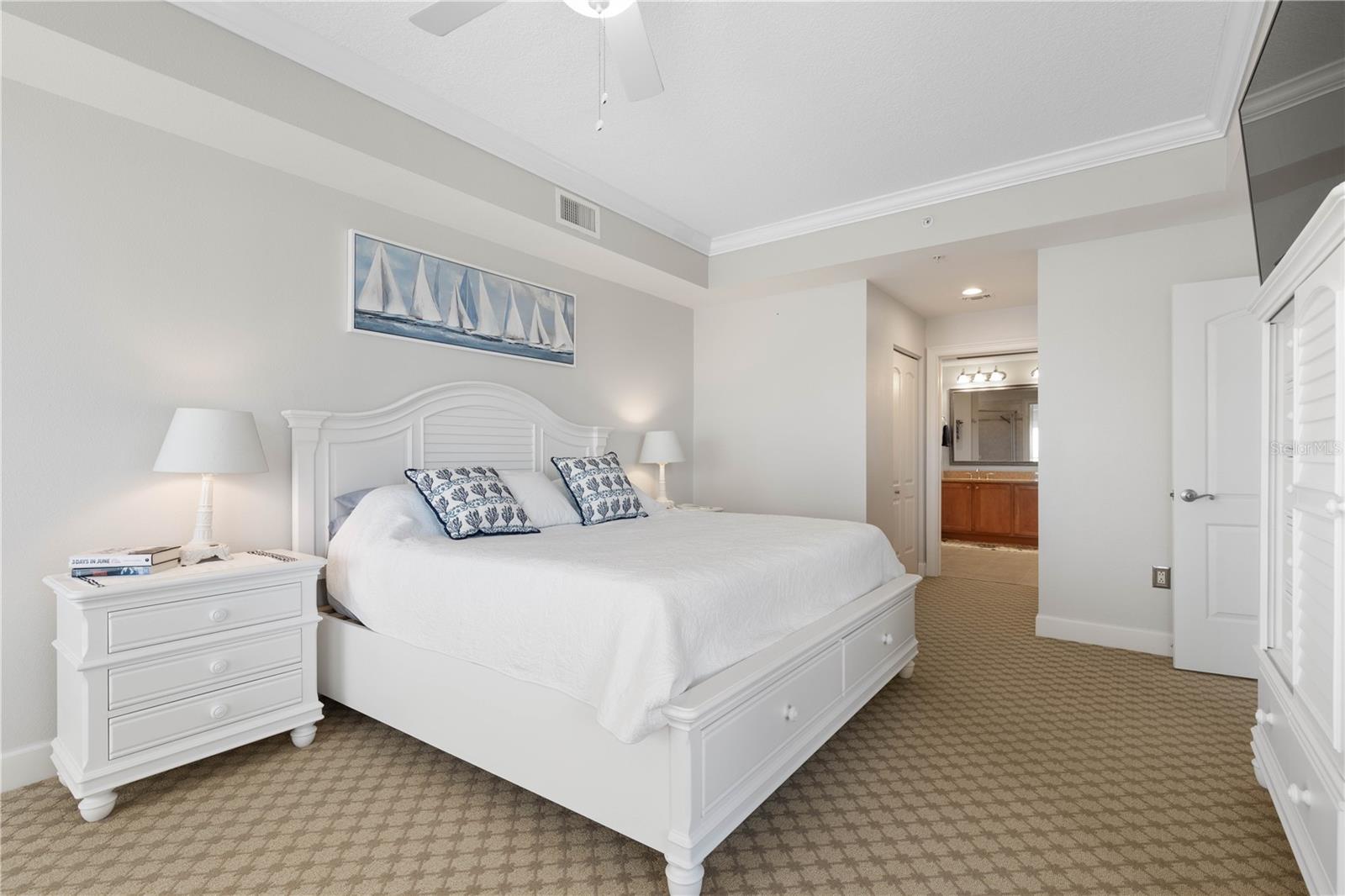 102 Yacht Harbor Dr #567 Property Photo 23