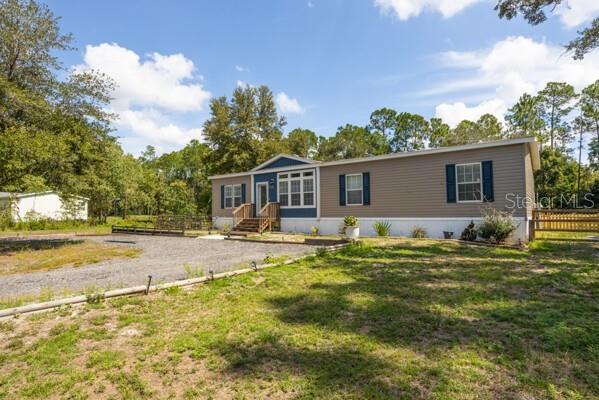 1225 Hazelnut St Property Photo