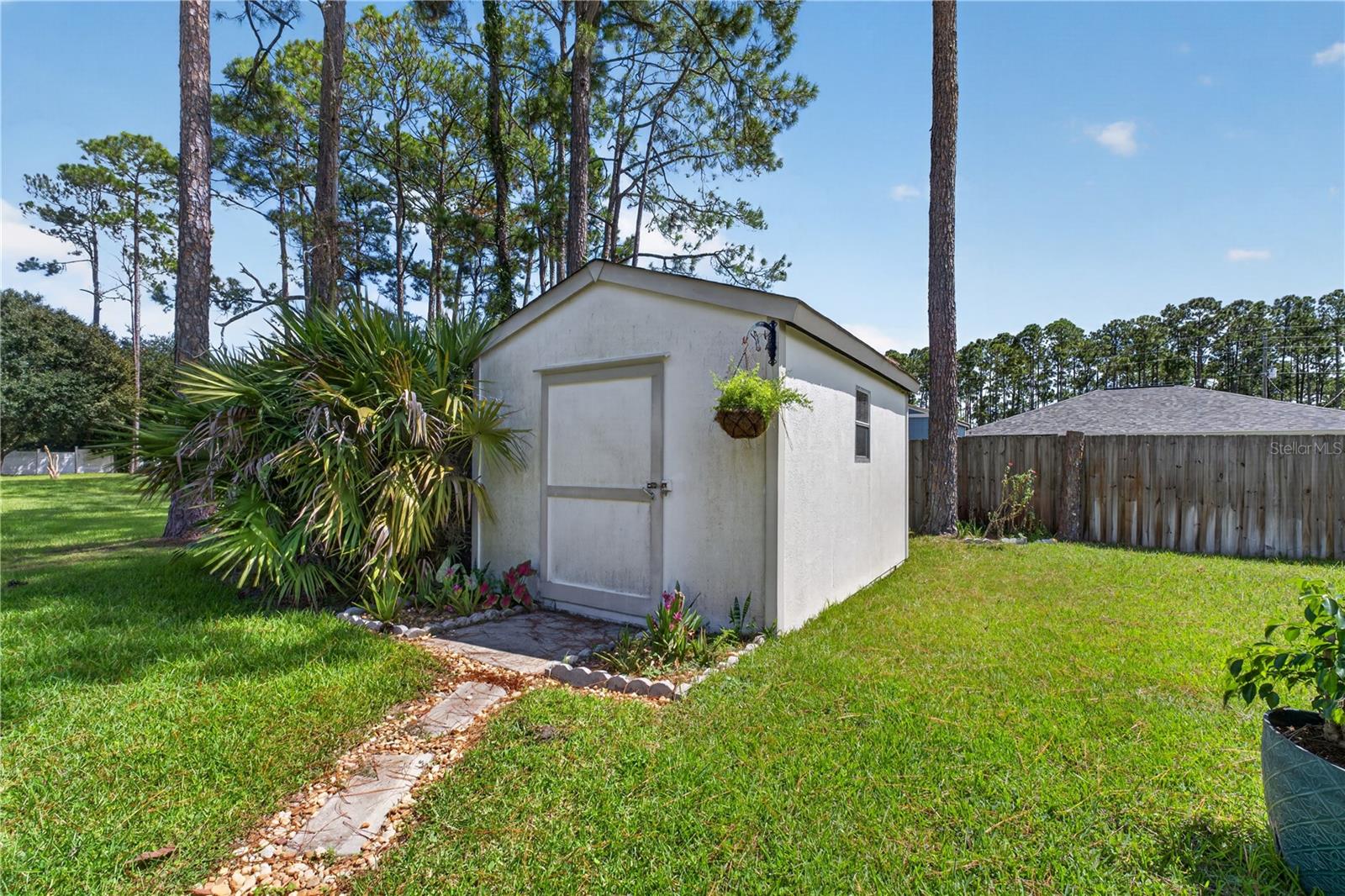 71 Richmond Dr Property Photo 21