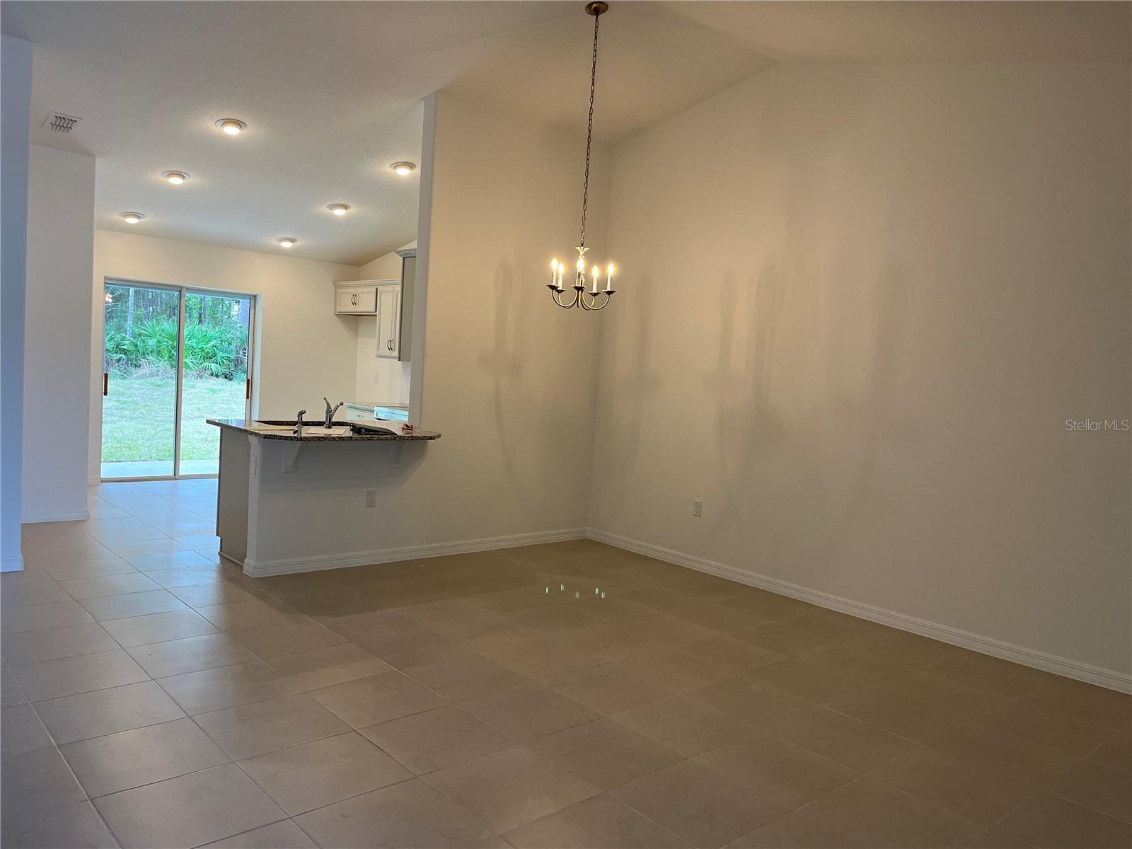 17 Freneau Ln #a Property Photo 4