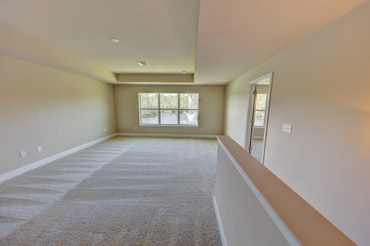 785 Aldenham Ln Property Photo 32