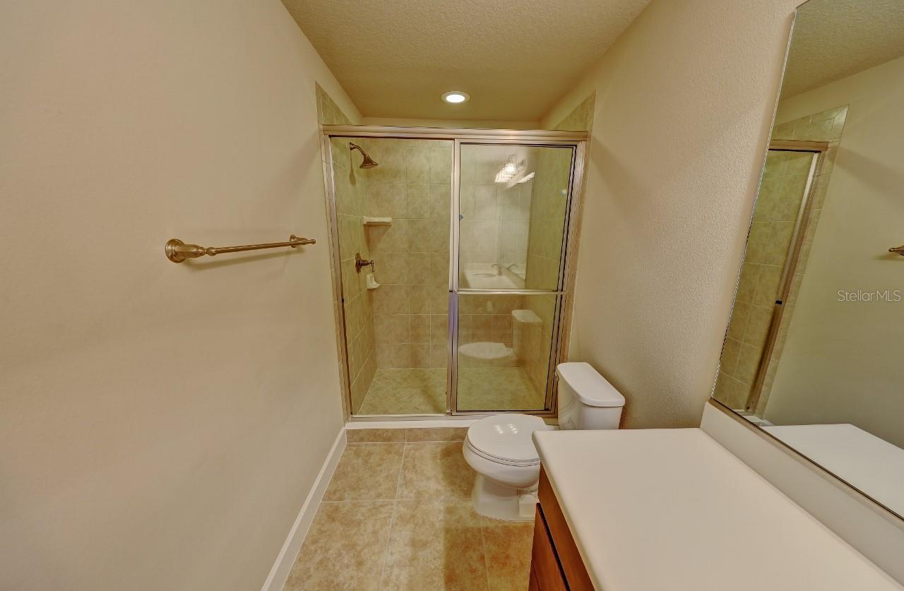 785 Aldenham Ln Property Photo 38