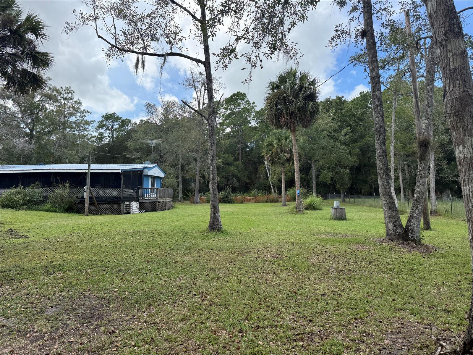 1844 Papaya St Property Photo 6