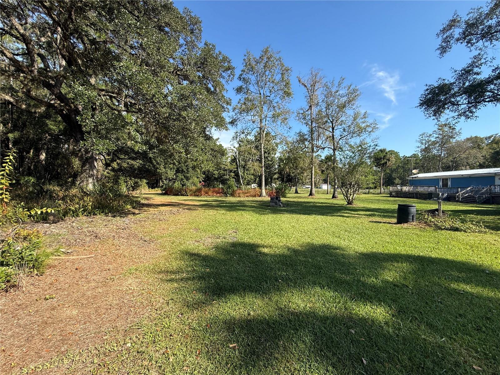 1844 Papaya St Property Photo 29