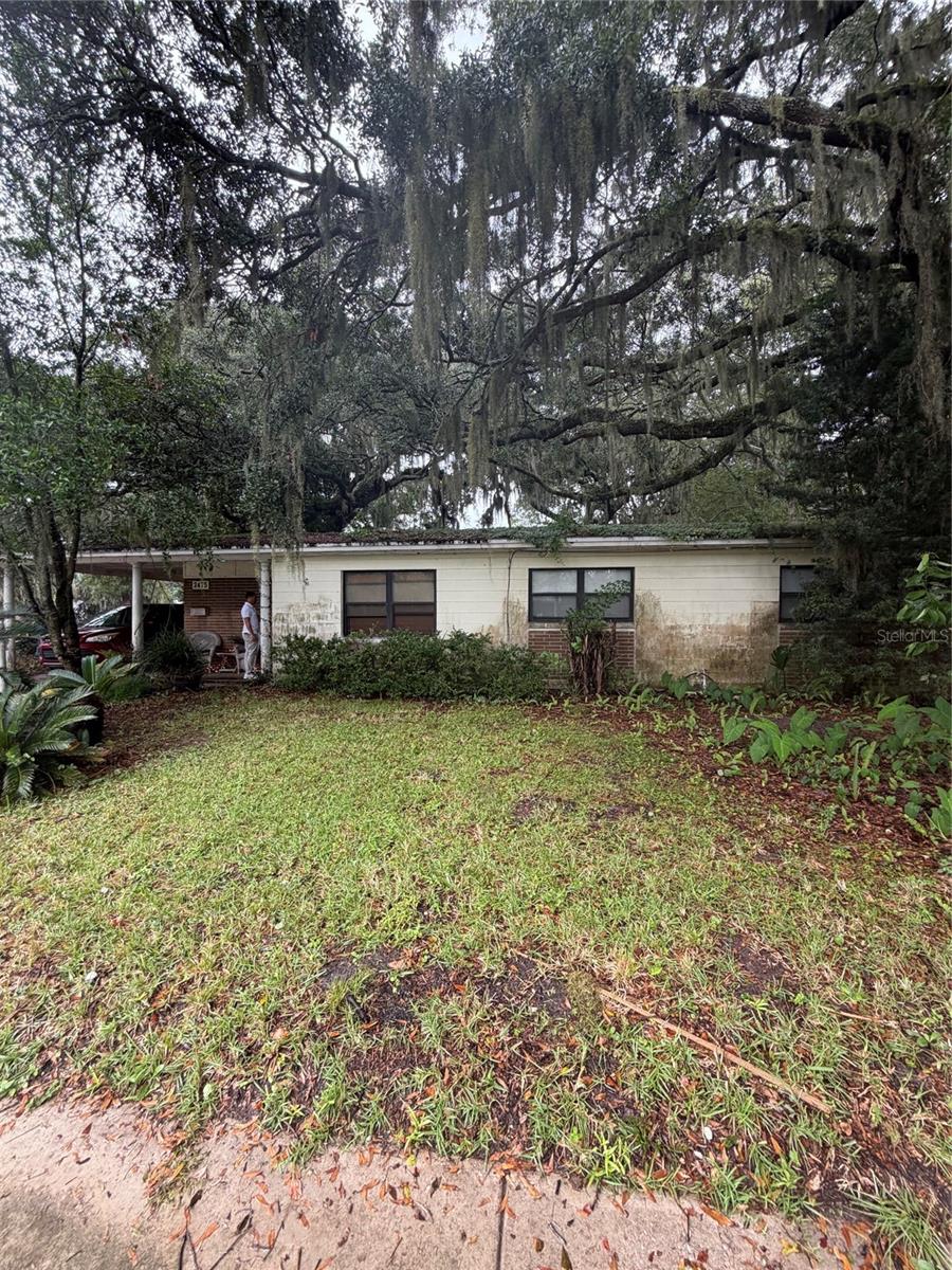2475 Seaway St Property Photo 19