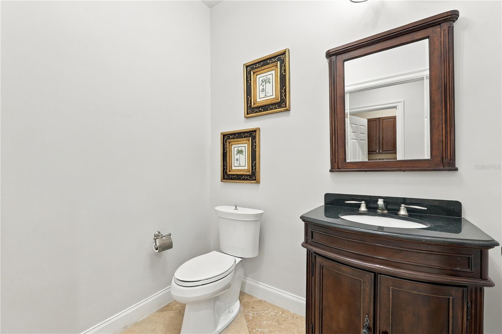 200 Ocean Crest Dr #542 Property Photo 35