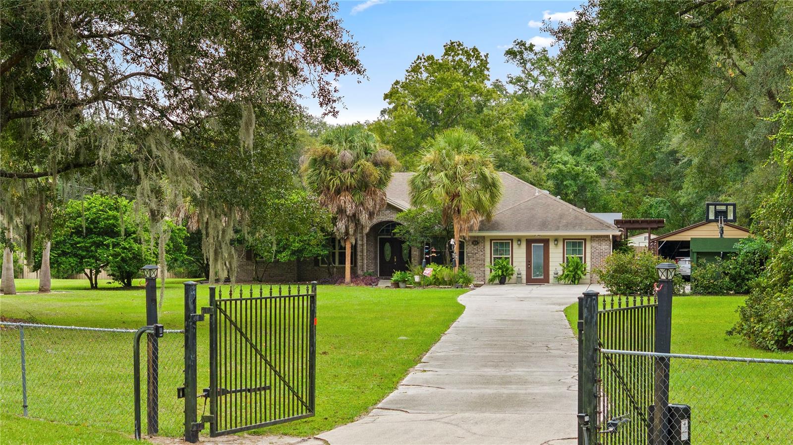 1050 Arthur Moore Dr Property Photo 13