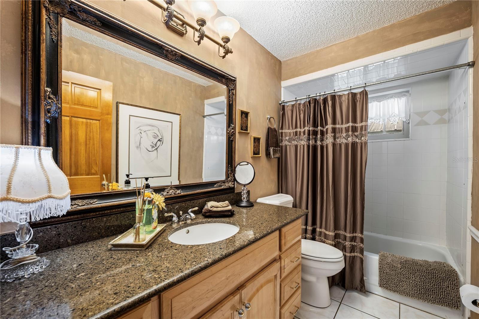 1050 Arthur Moore Dr Property Photo 30